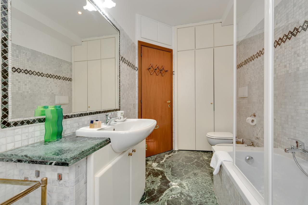 Rome As You Feel - Panisperna Apartment Buitenkant foto